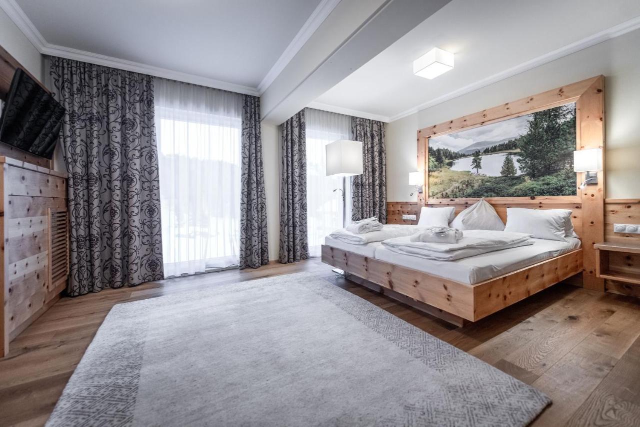 Hotel Kornock Turracher Höhe Kültér fotó
