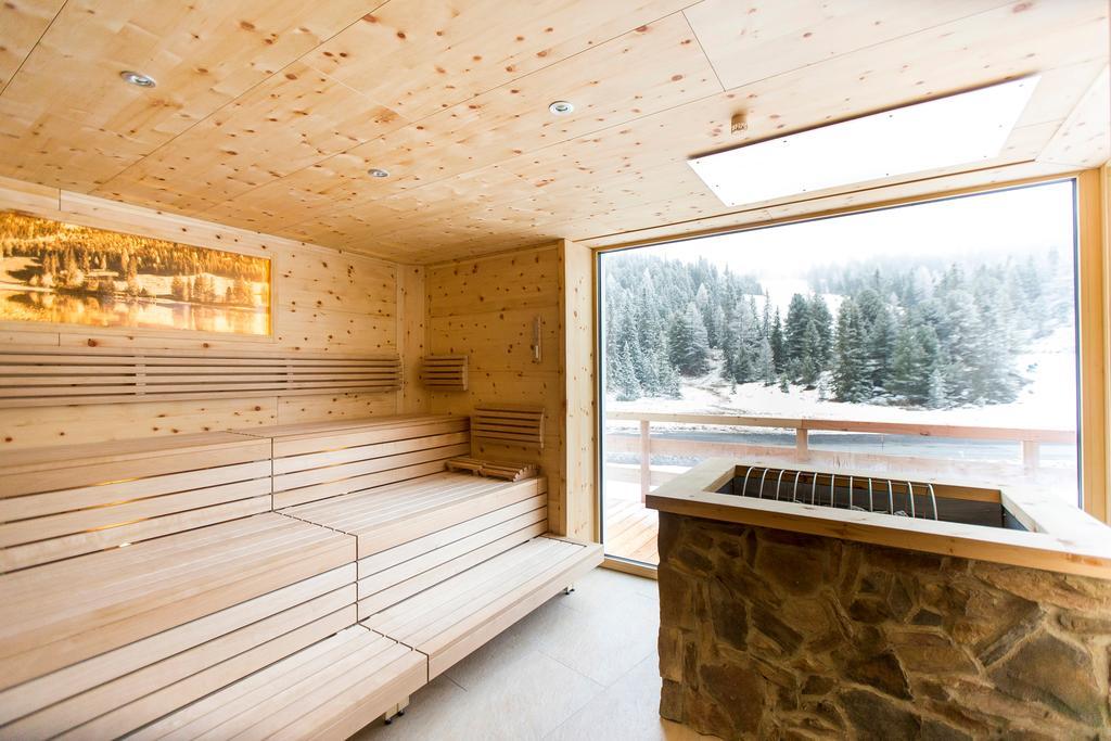 Hotel Kornock Turracher Höhe Kültér fotó