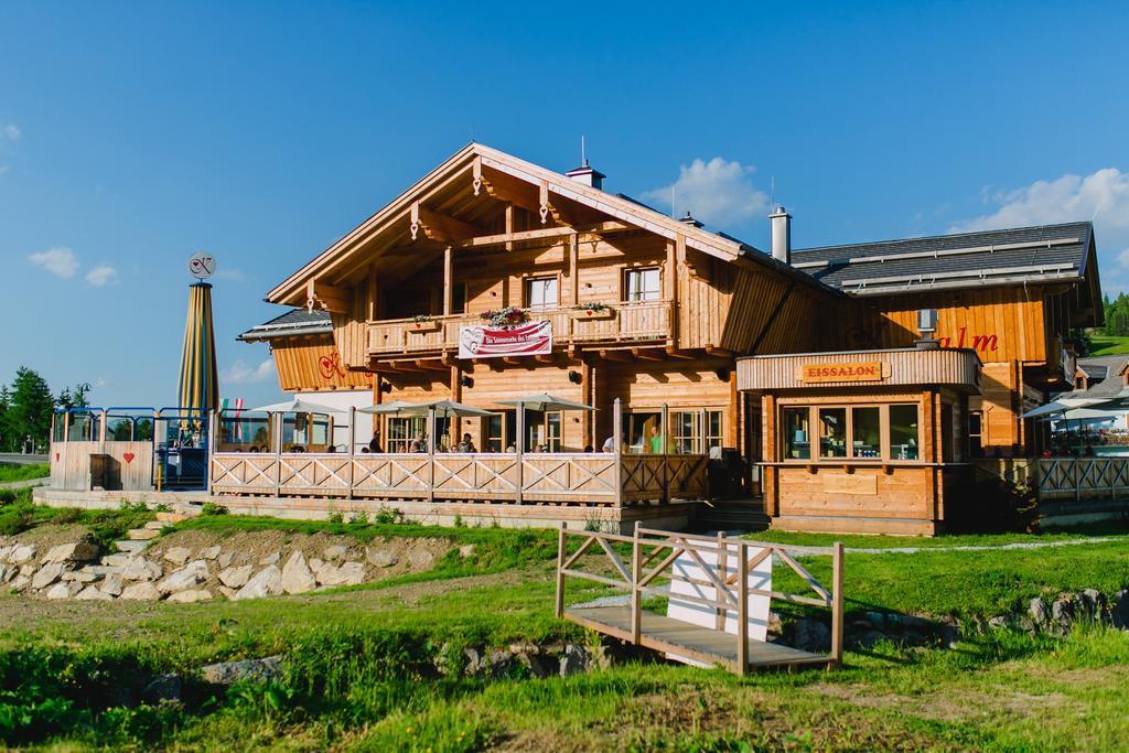 Hotel Kornock Turracher Höhe Kültér fotó